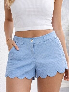 Crown & Ivy Shelby Scallop Hem Shorts Light Blue Size 10 NWT Coastal Summer